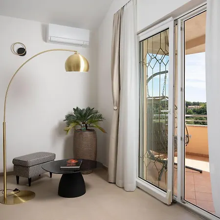 Apartment Lucy Pula